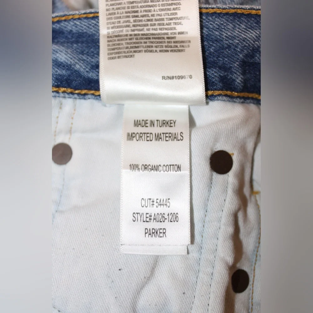 AGOLDE Parker Vintage Blue Cut Off Denim Shorts - Picture 10 of 10